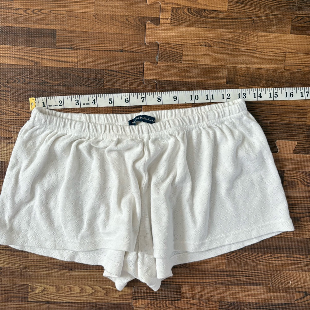 Brandy Melville White Heart Shorts O/S
